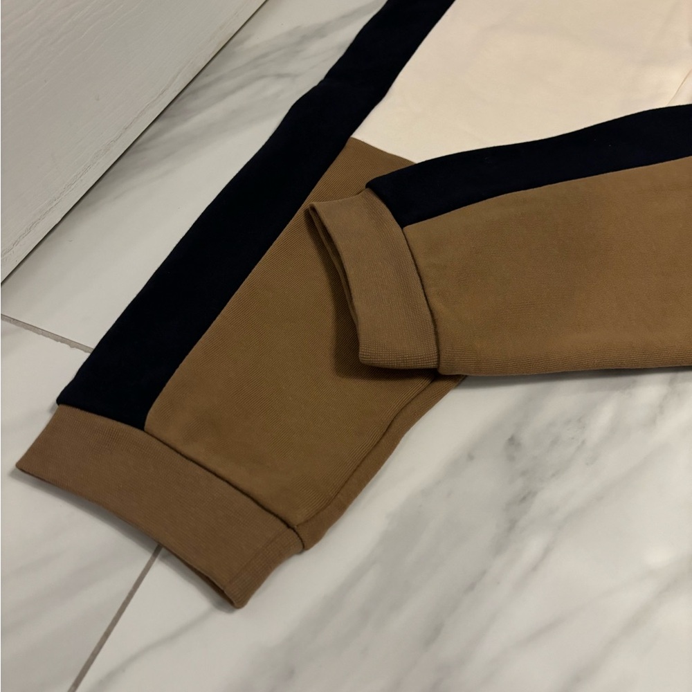 Men’s Lacoste Colorblock Sweatpants - Picture 3 of 5